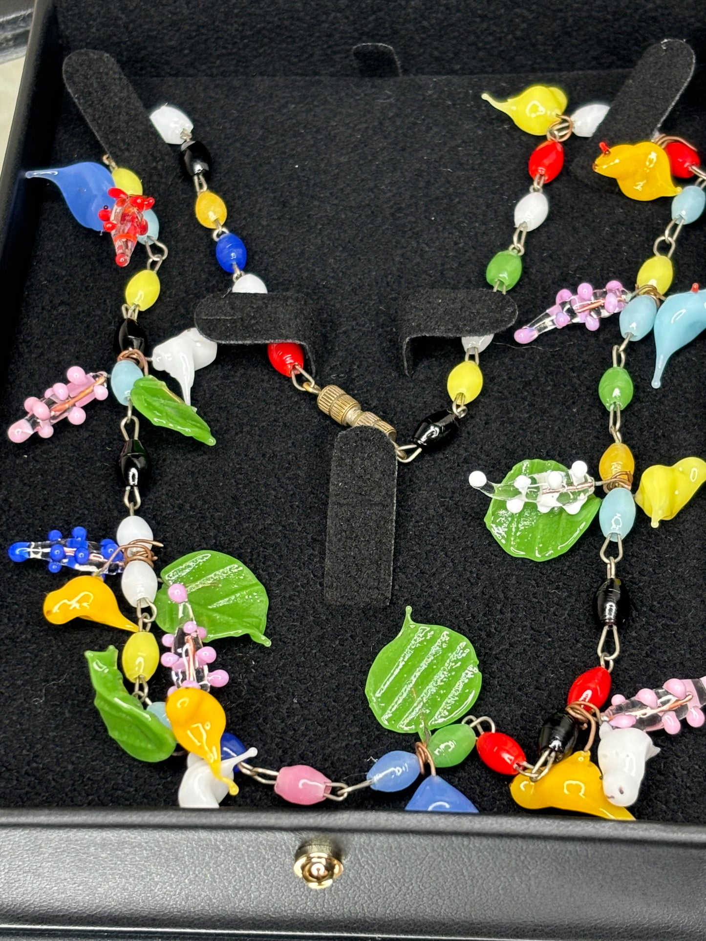 A142 Vintage Murano Glass Colorful Birds - Leaves - and Blossoms Necklace c1930s