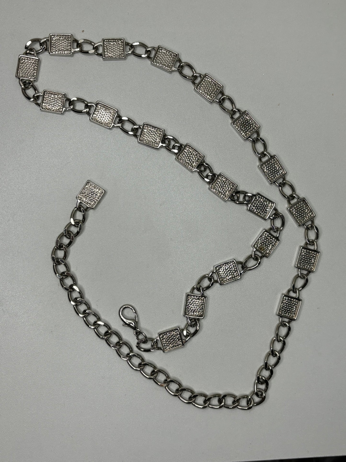 C015 Vintage Silver Tone and Black Waist Chain/Belt