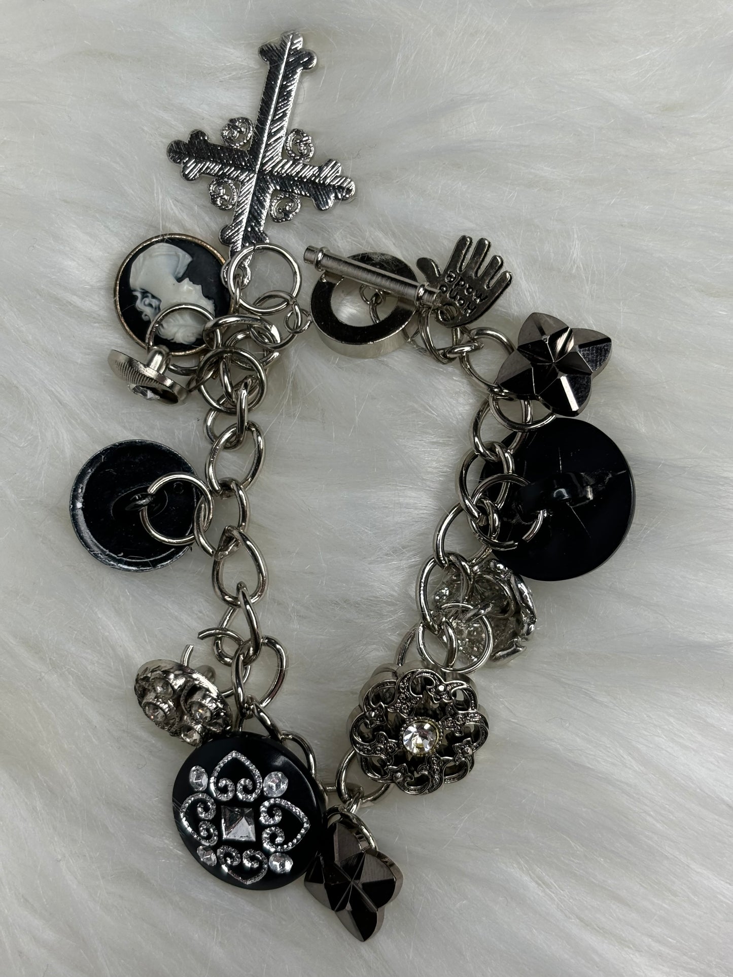 A213 Black and Silver Tone Charm Bracelet