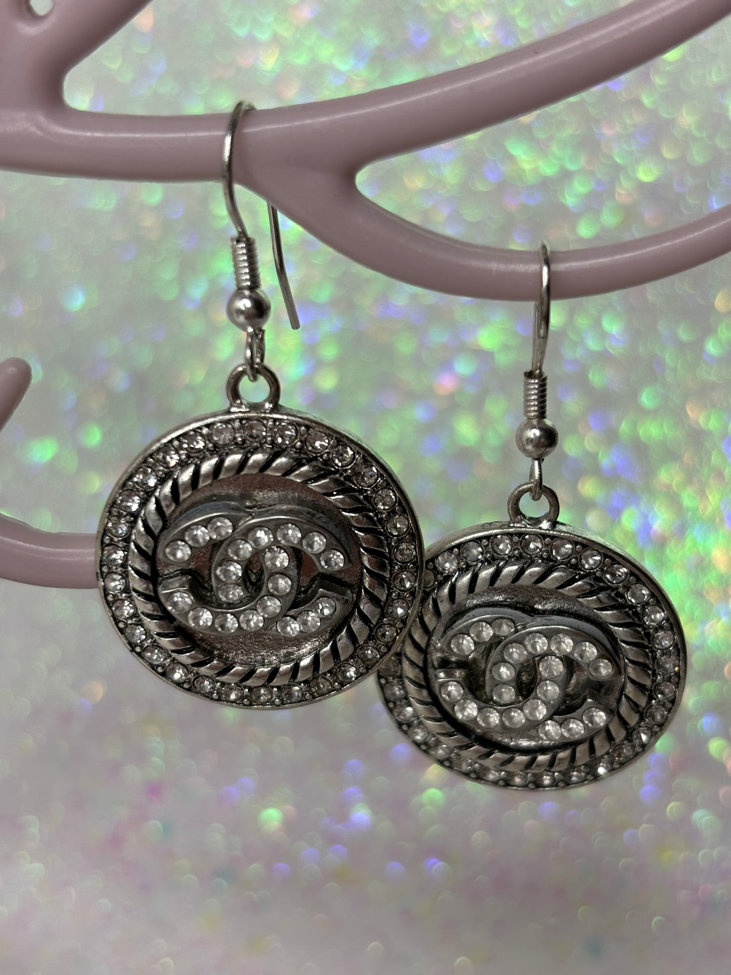 A088 Refurbed Silver Tone Earrings