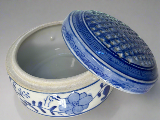 A028 Canton Collection Two’s Company Potpourri Dish Blue and White - Porcelain