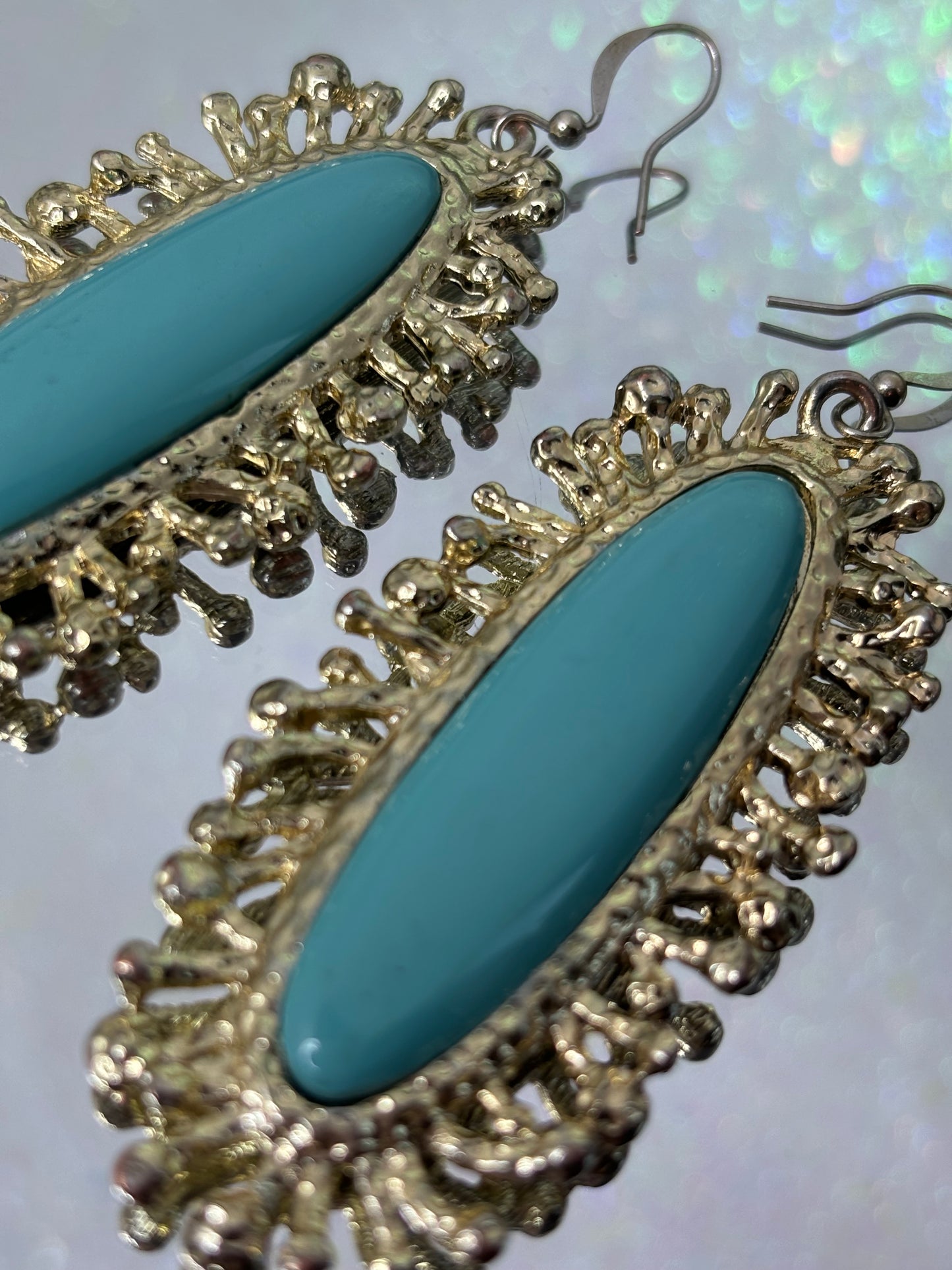 A052 Large Turquoise and Gold Tone Drop Earrings