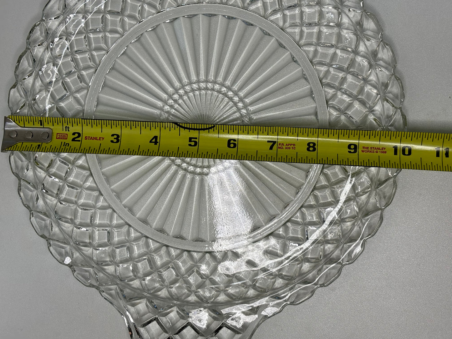 A027 Depression Glass Diamond Sunburst 10" Serving Platter