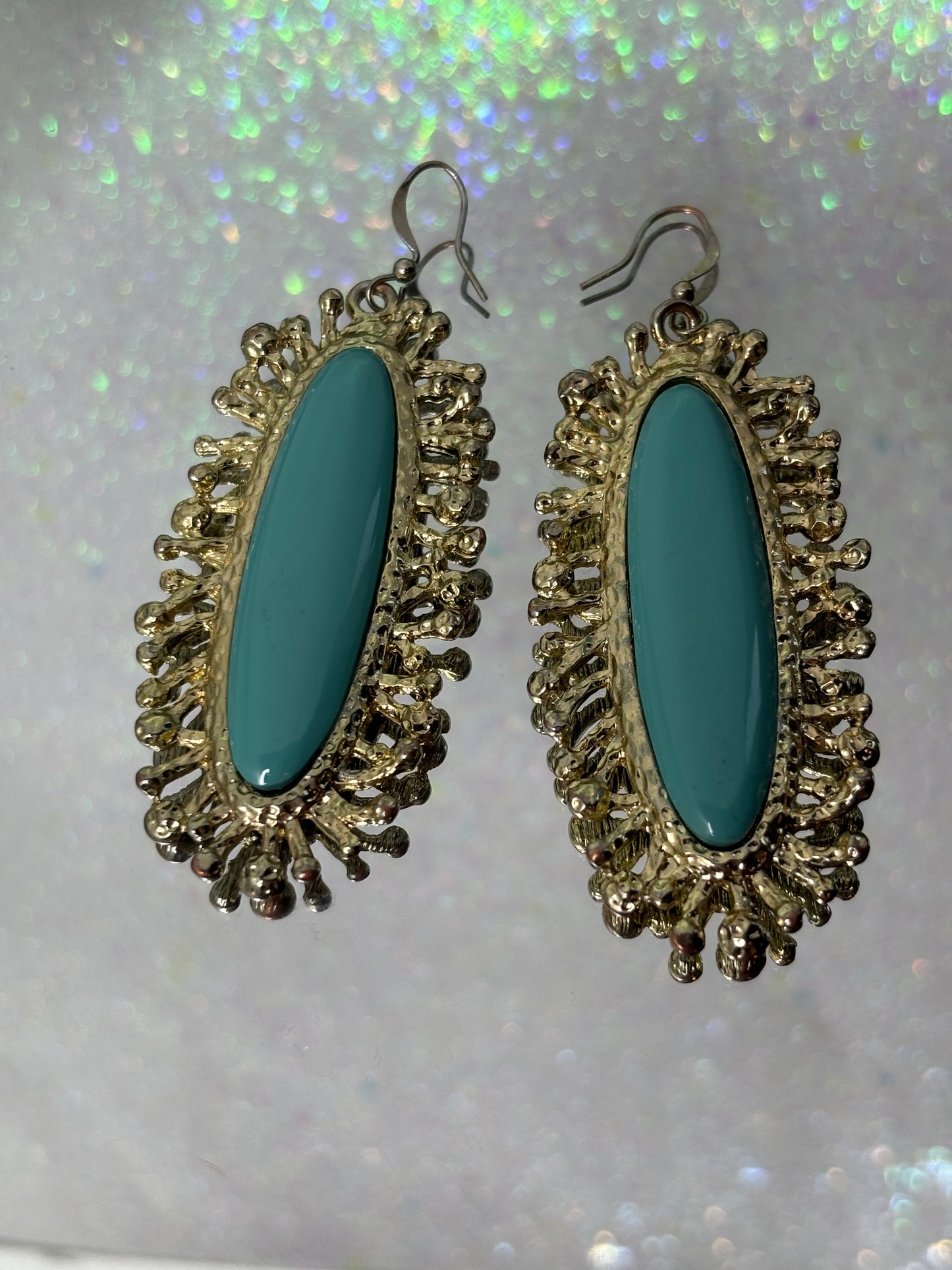 A052 Large Turquoise and Gold Tone Drop Earrings