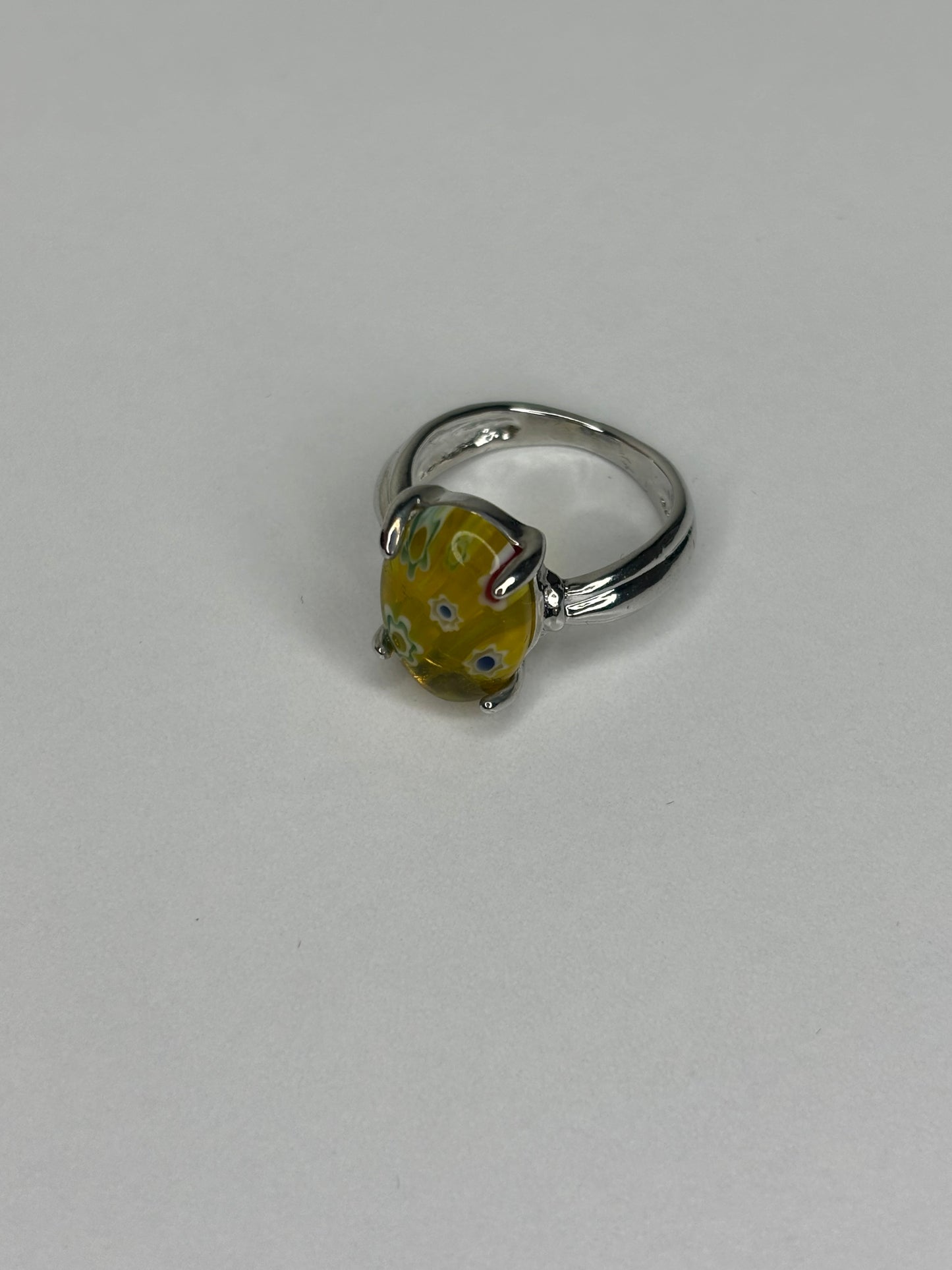 B029 Yellow Glass Fashion Ring Sz 5.5