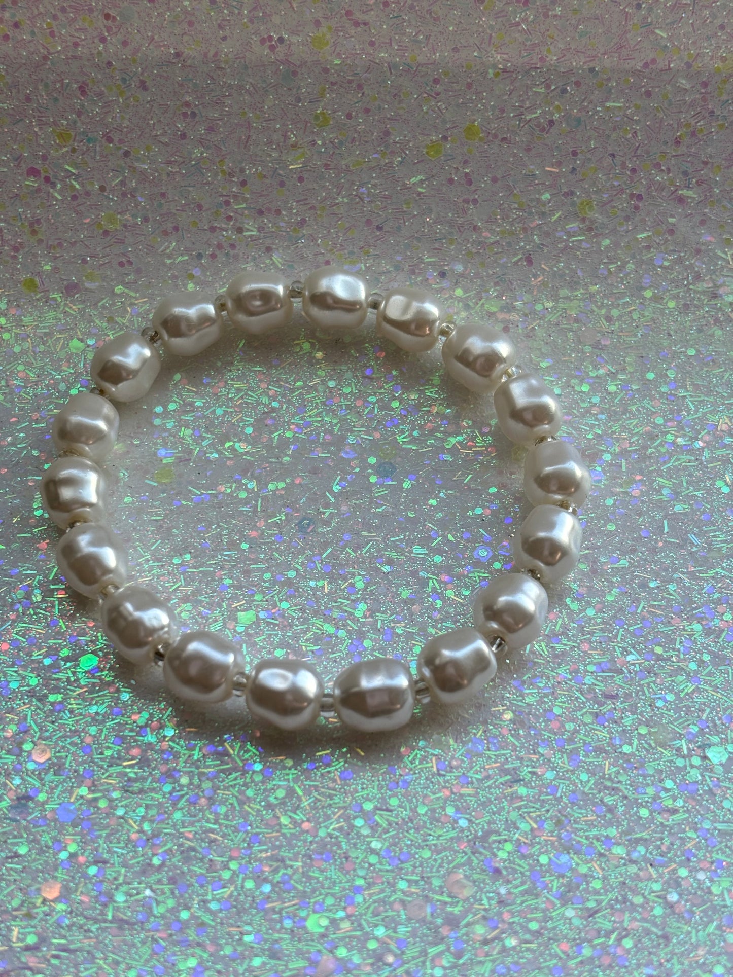 #0090 Pretty Single Faux Pearl Bracelet