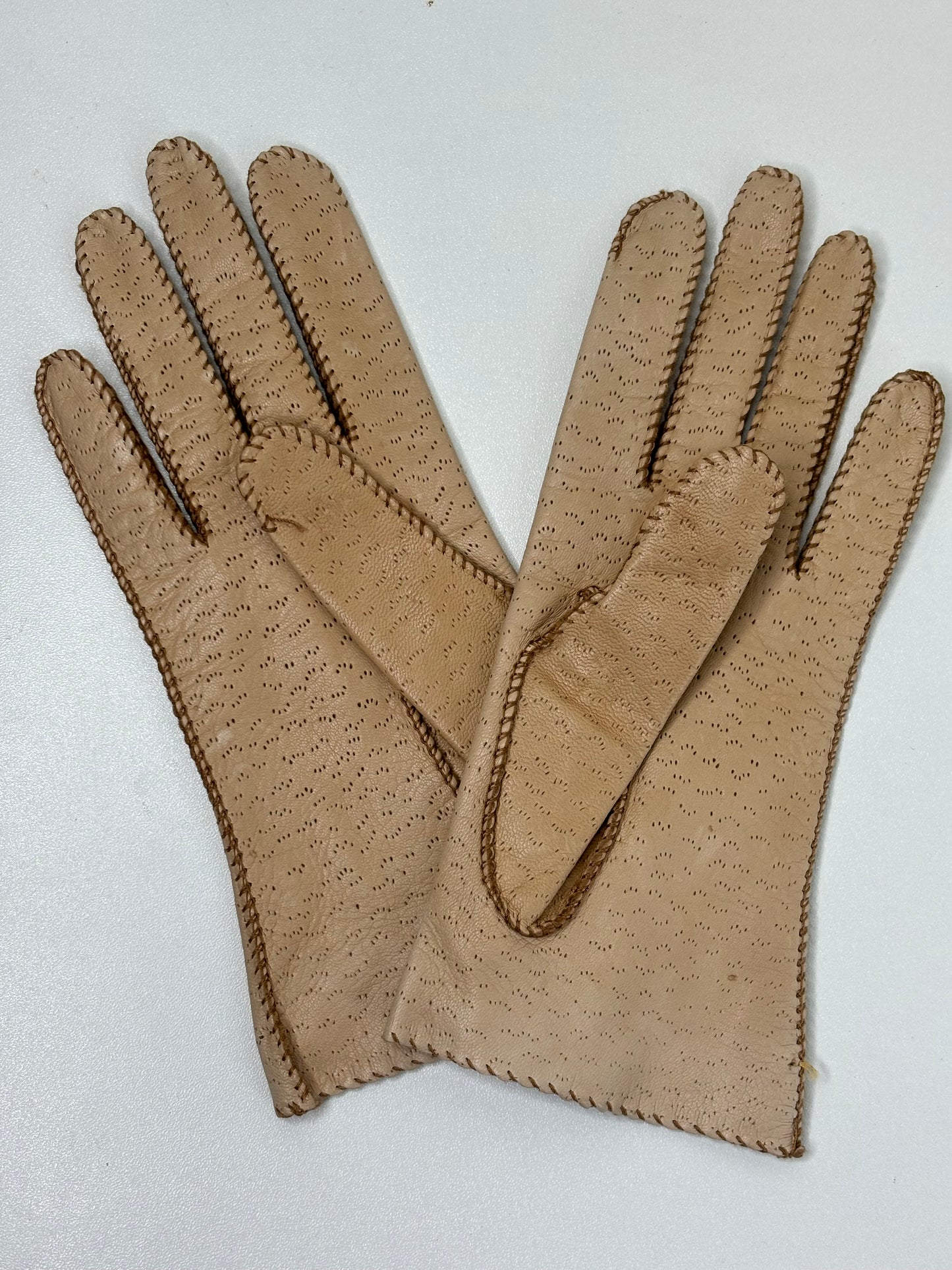 C014 Vintage Washable Fownes Genuine DeerSkin Gloves Size 6.5