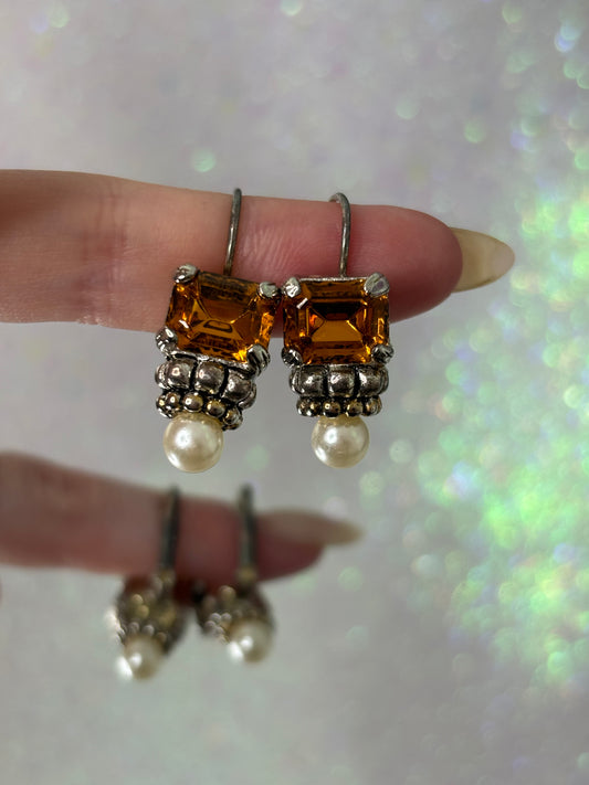 #1066 Baroque Style Pearl and Orange Rhinestone Earrings