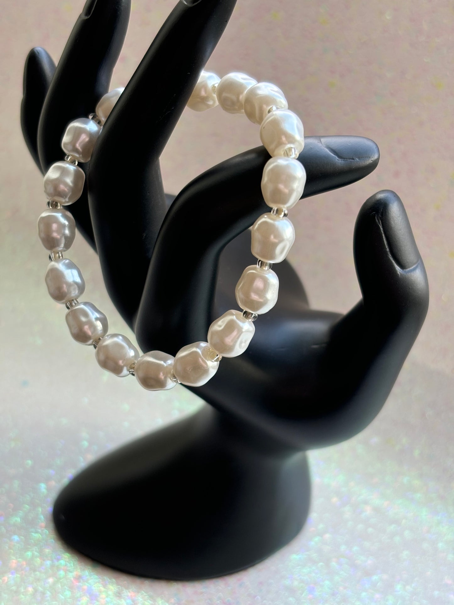 #0090 Pretty Single Faux Pearl Bracelet