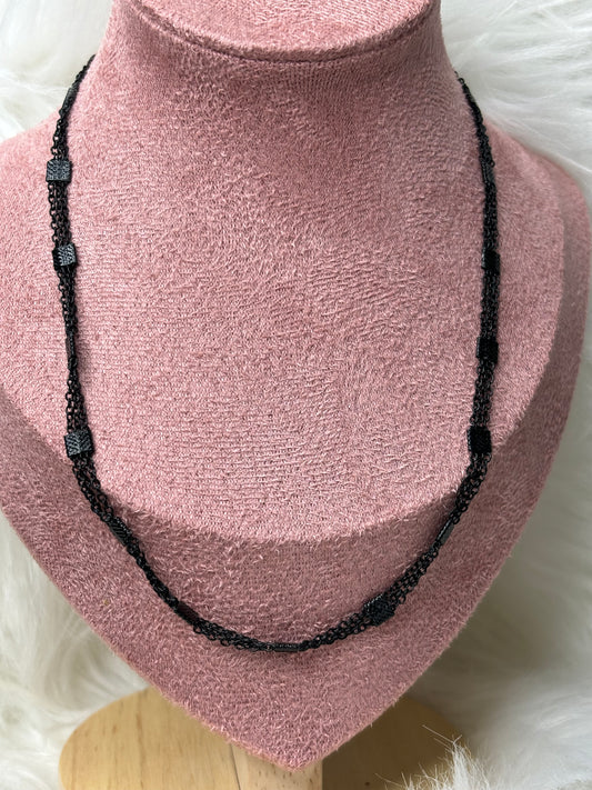 A161 Dainty Black Necklace 14”