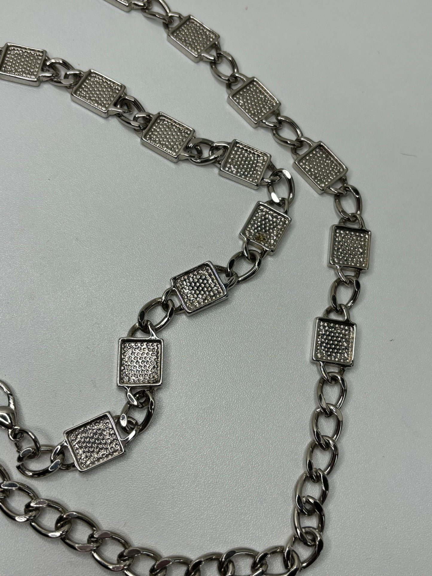 C015 Vintage Silver Tone and Black Waist Chain/Belt