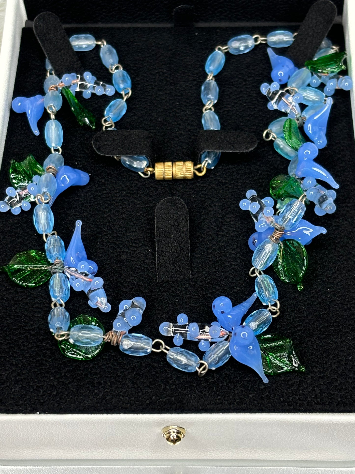 A140 Vintage Blue Venetian Glass Birds/Grapes Murano Italian Necklace