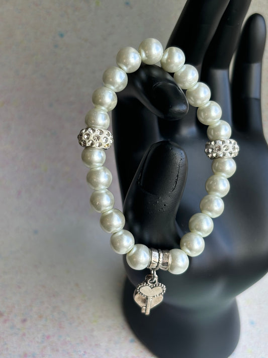 #0082 Pearl Bracelet with Charms