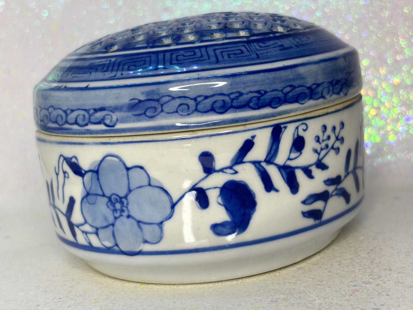 A028 Canton Collection Two’s Company Potpourri Dish Blue and White - Porcelain