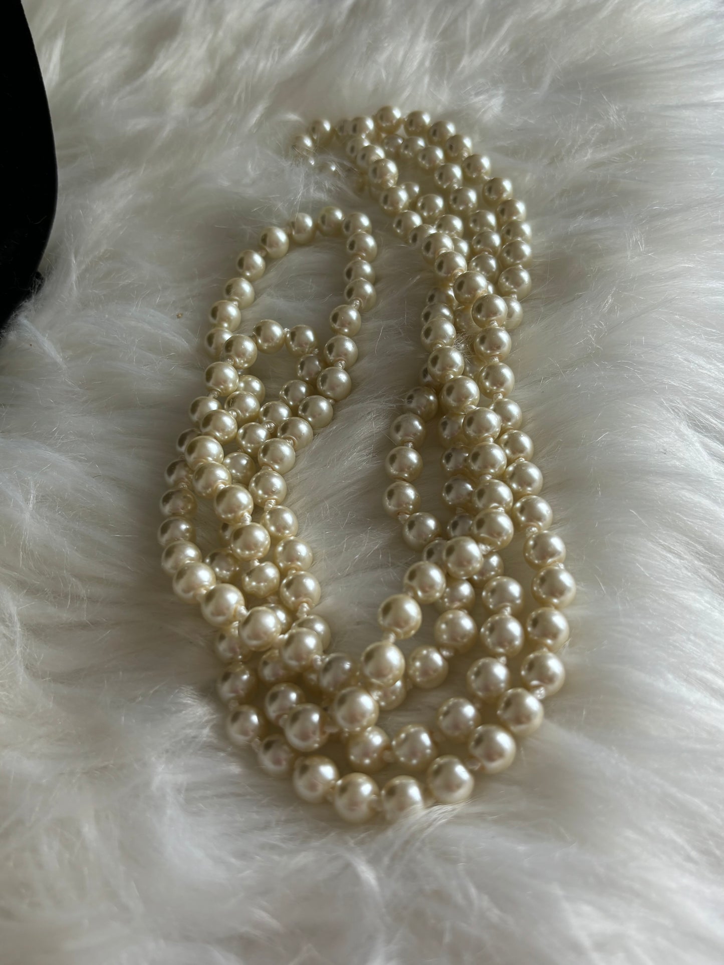 #0050 31” Faux Pearl Necklace Long Continuous