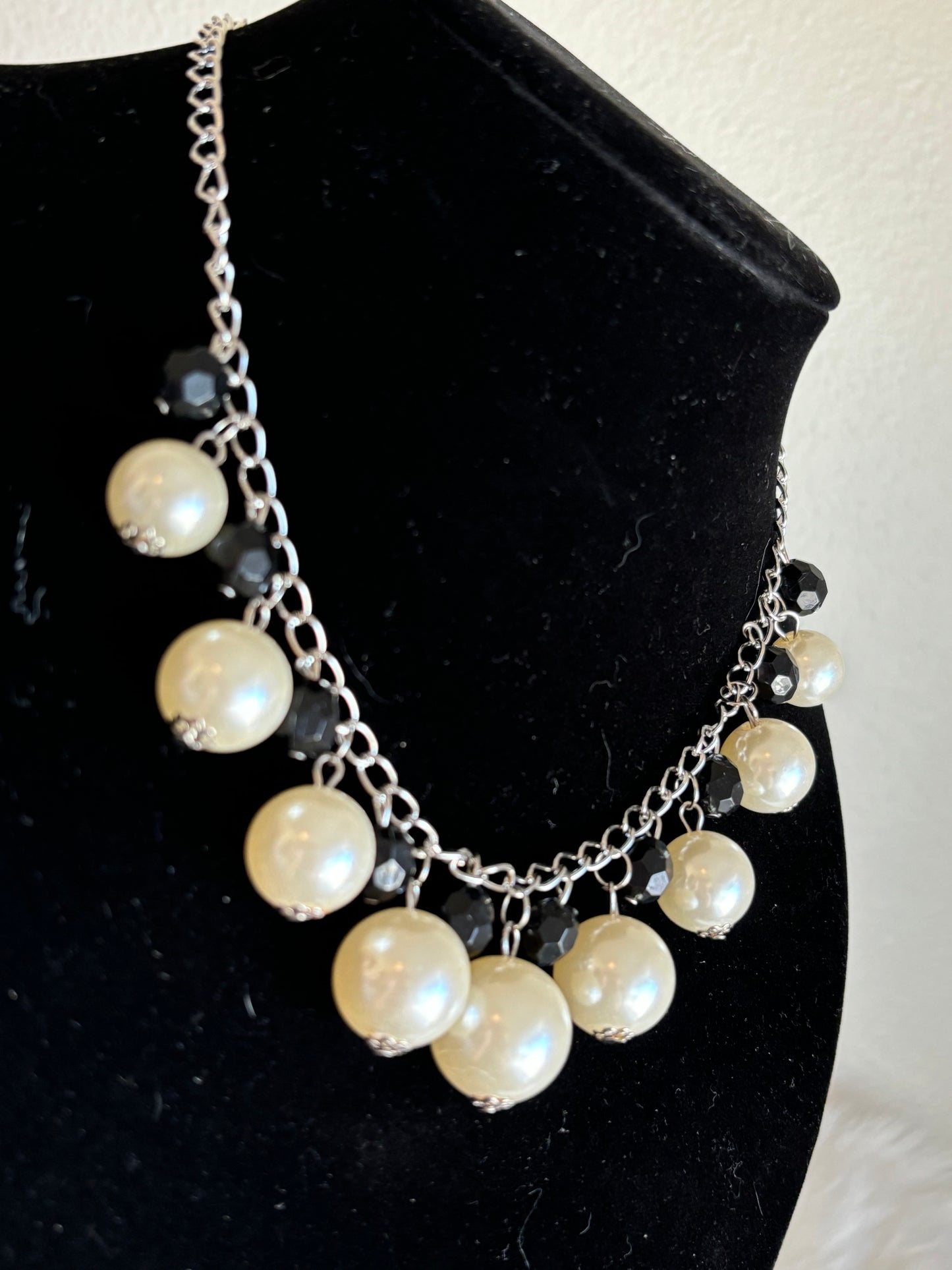 #0078 Silver Toned with Pearls and Black Beads Necklace