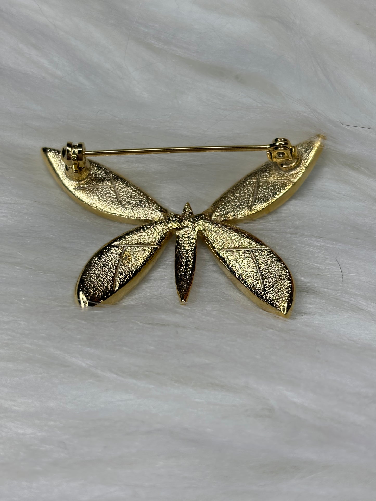 A216 Butterfly Gold Toned Brooch