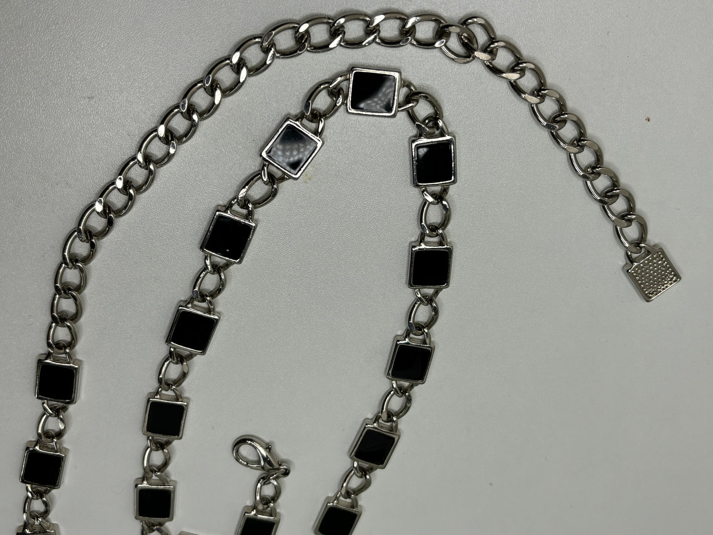 C015 Vintage Silver Tone and Black Waist Chain/Belt