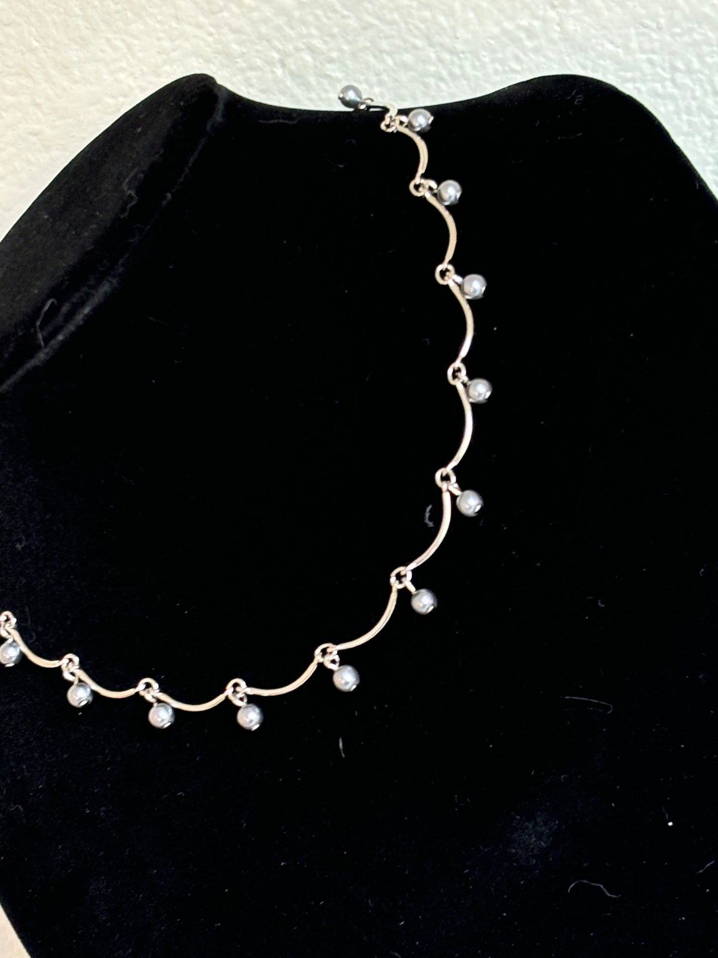 #0081 Avon (Signed) Silver Tones Necklace with Tiny Pearls