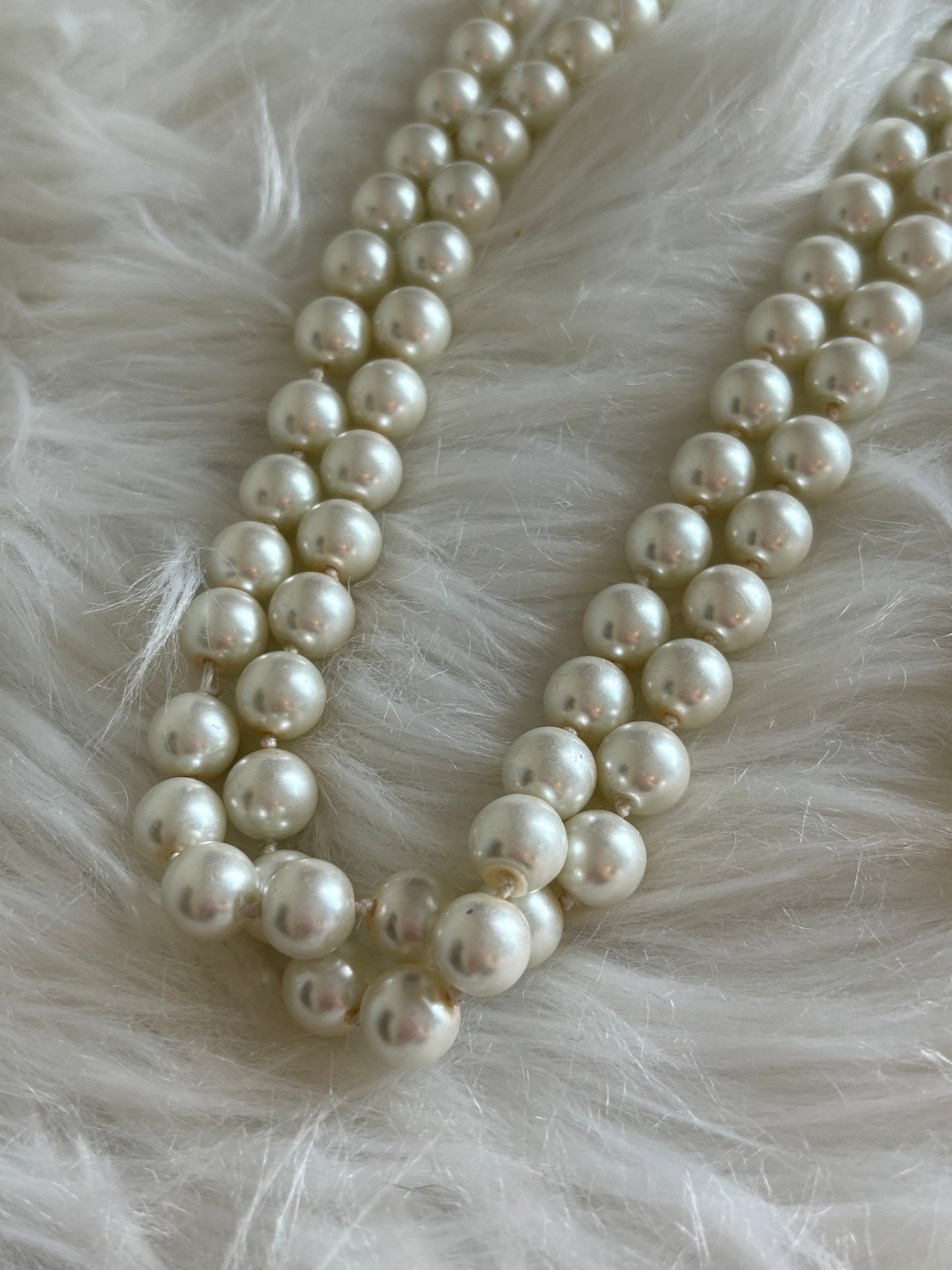 #0174 40” White Faux Pearl Necklace