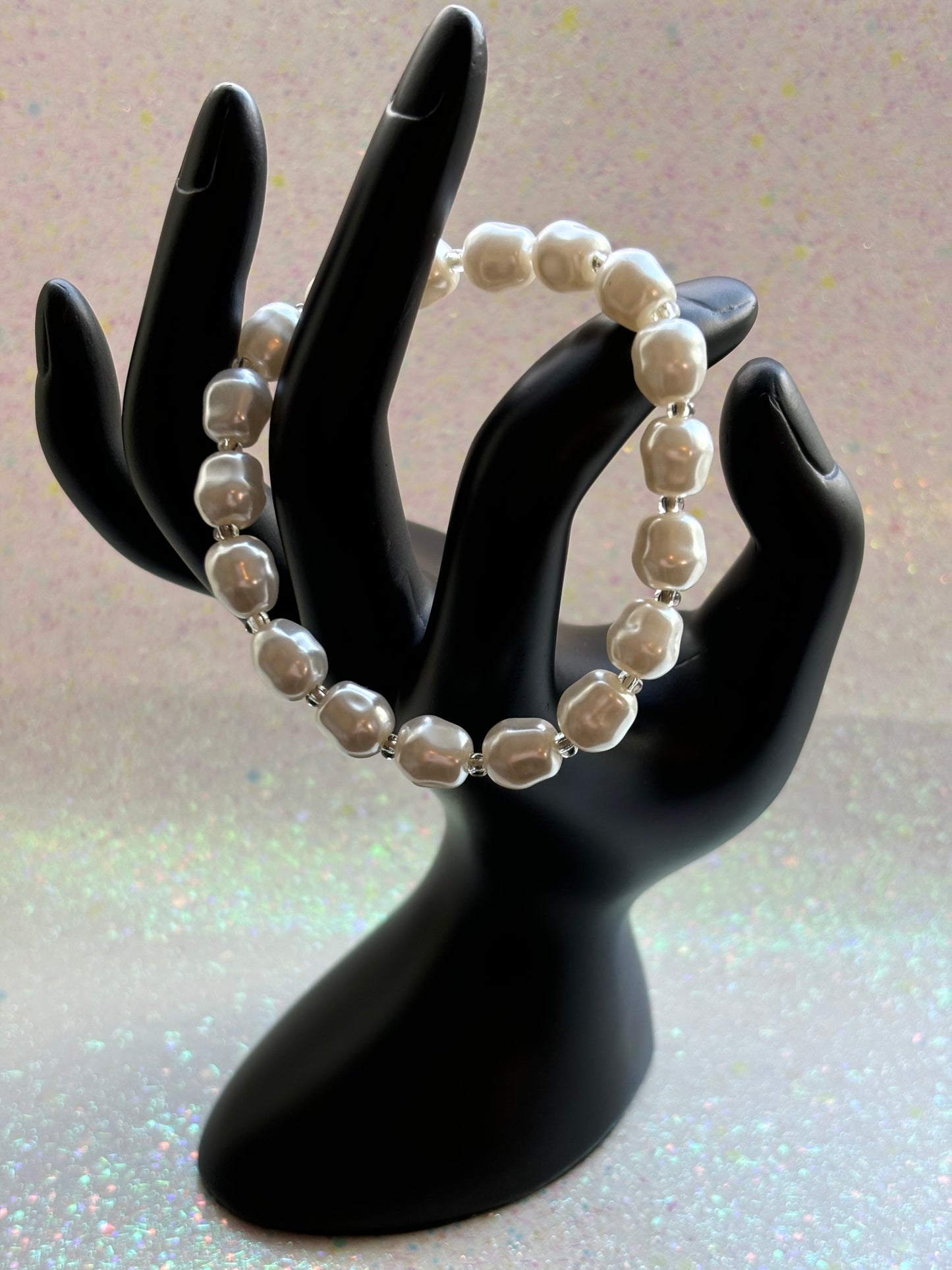 #0090 Pretty Single Faux Pearl Bracelet