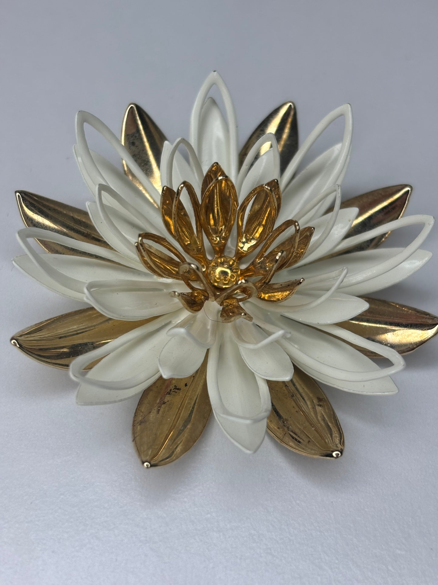 Sarah Convetry Gold and White Flower Brooch