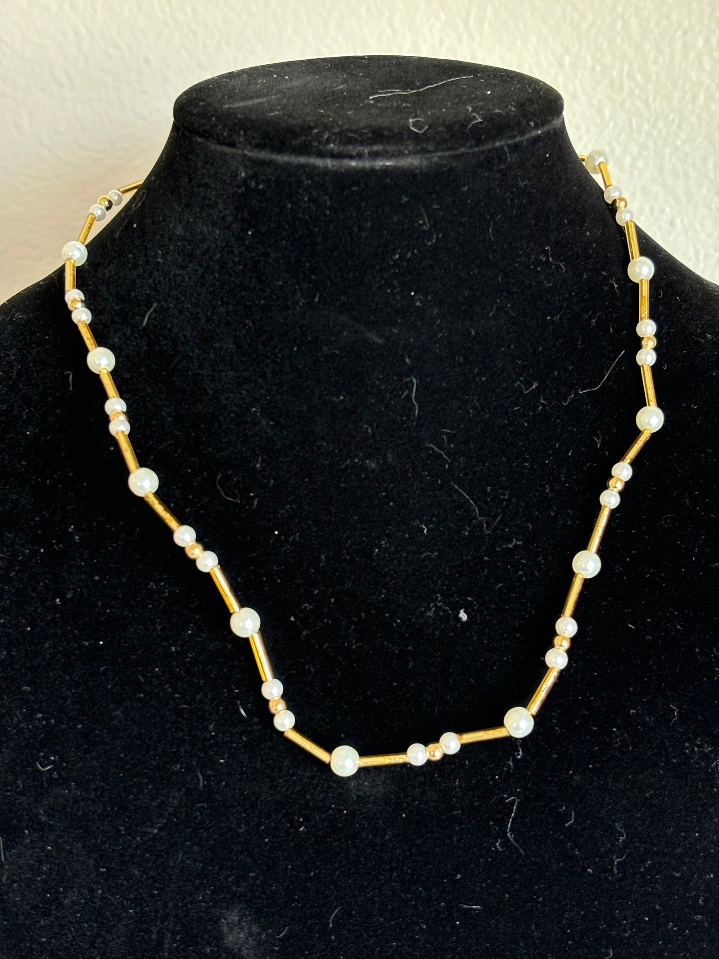 #0115 Small Beaded Gold Toned Necklace