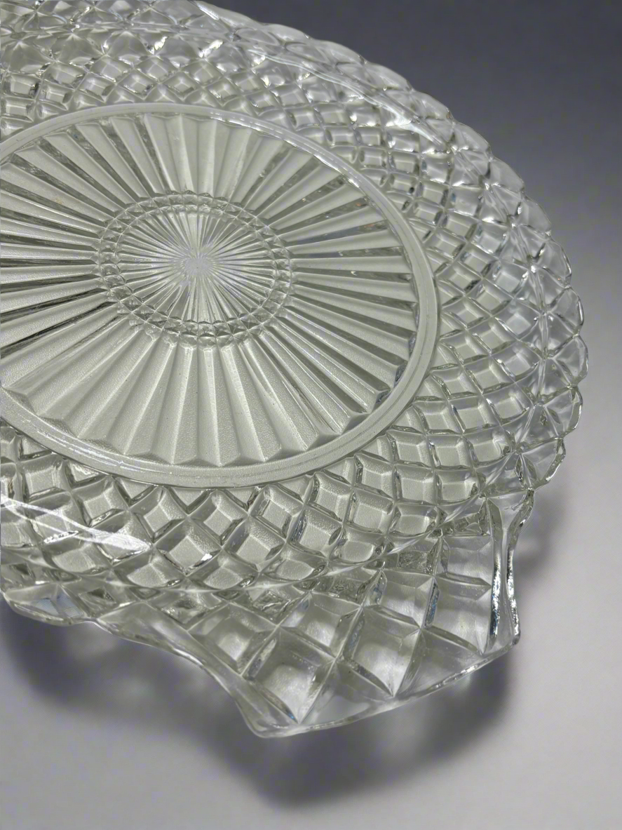 A027 Depression Glass Diamond Sunburst 10" Serving Platter