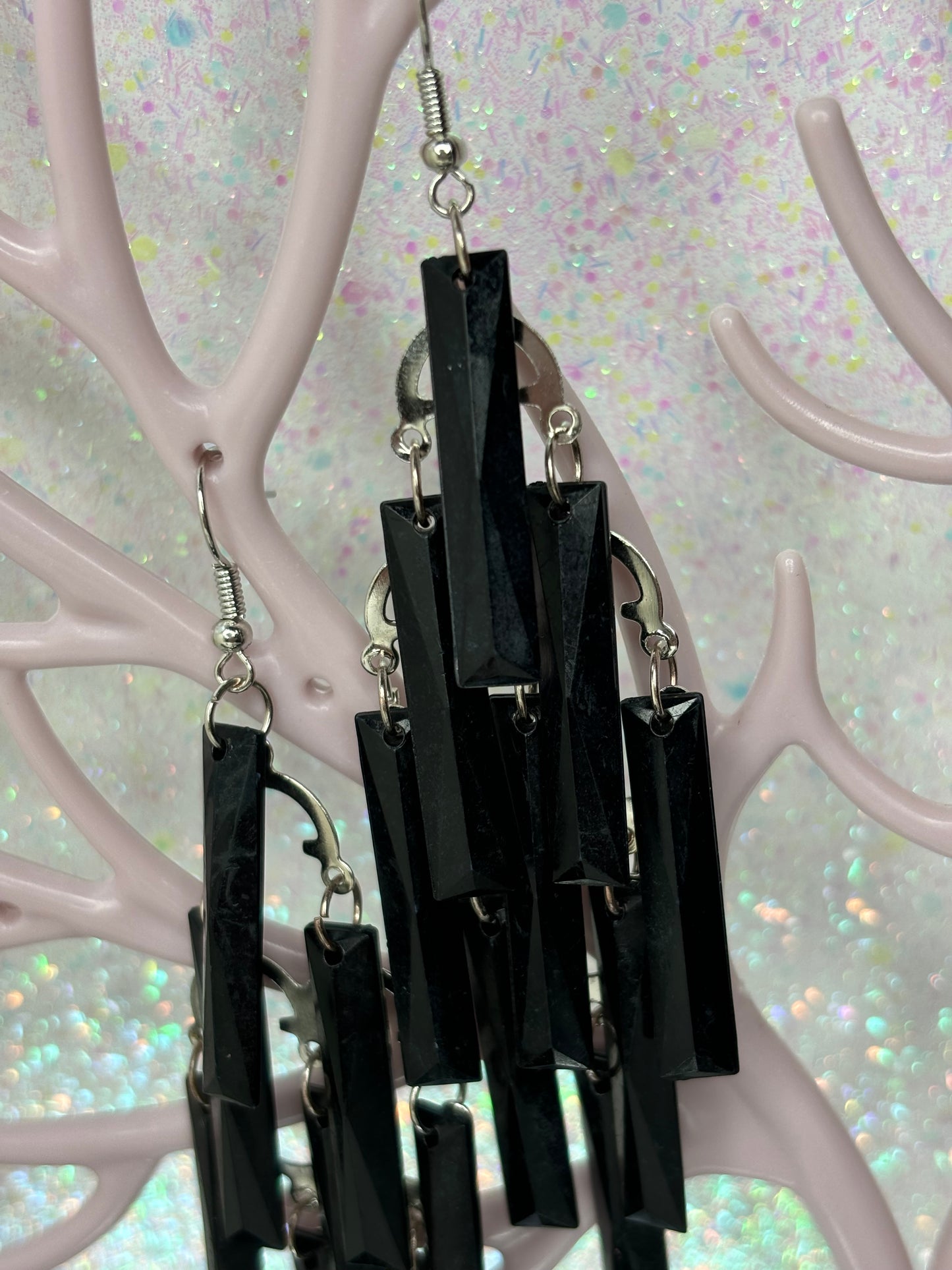 A001 Black Silver Toned Drop Chandelier Earrings