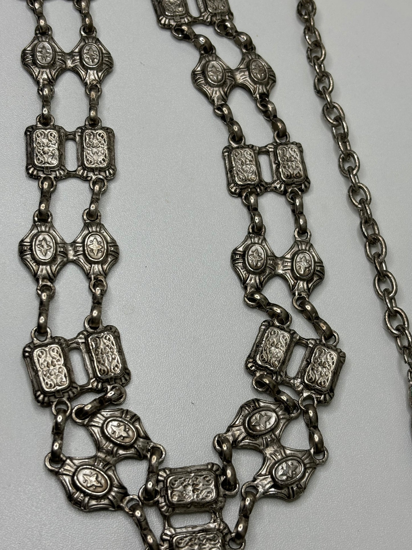 C011 Vintage Silver Tone Waist Chain/ Belt