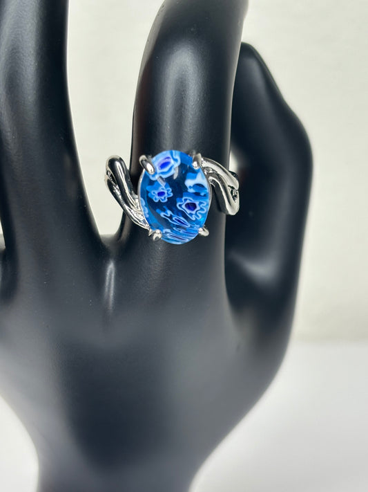 B036 Blue Glass Fashion Ring Sz 8