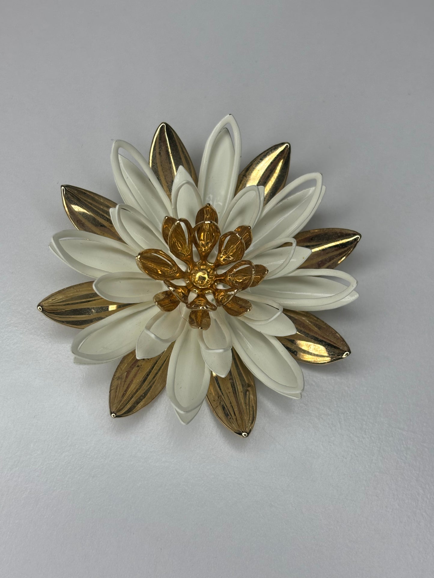 Sarah Convetry Gold and White Flower Brooch