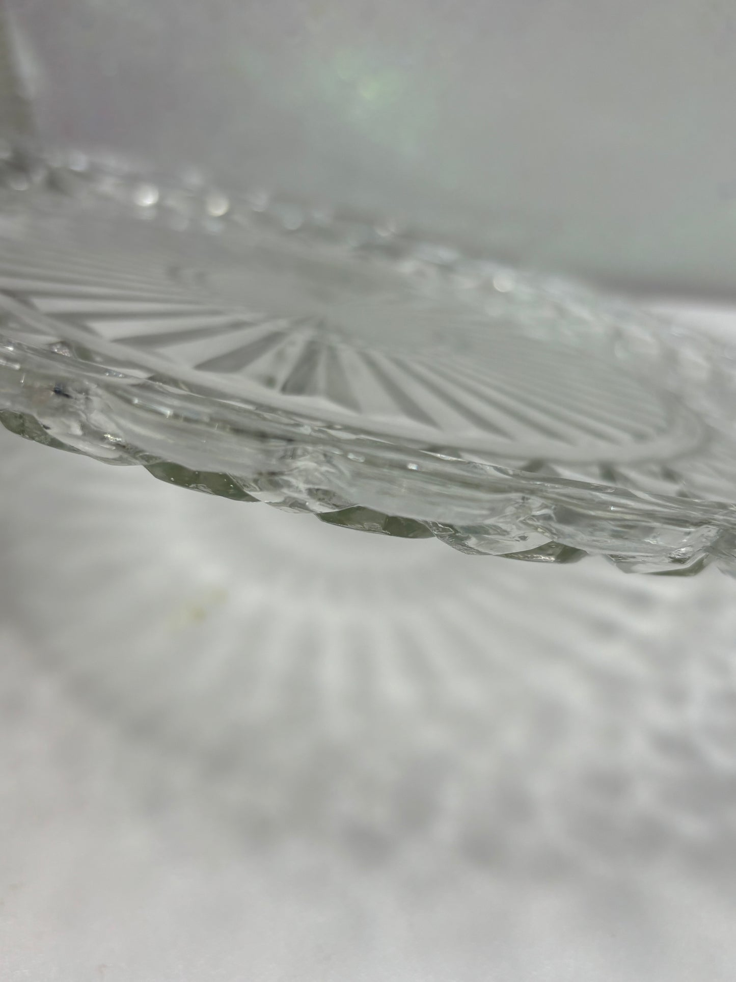 A027 Depression Glass Diamond Sunburst 10" Serving Platter