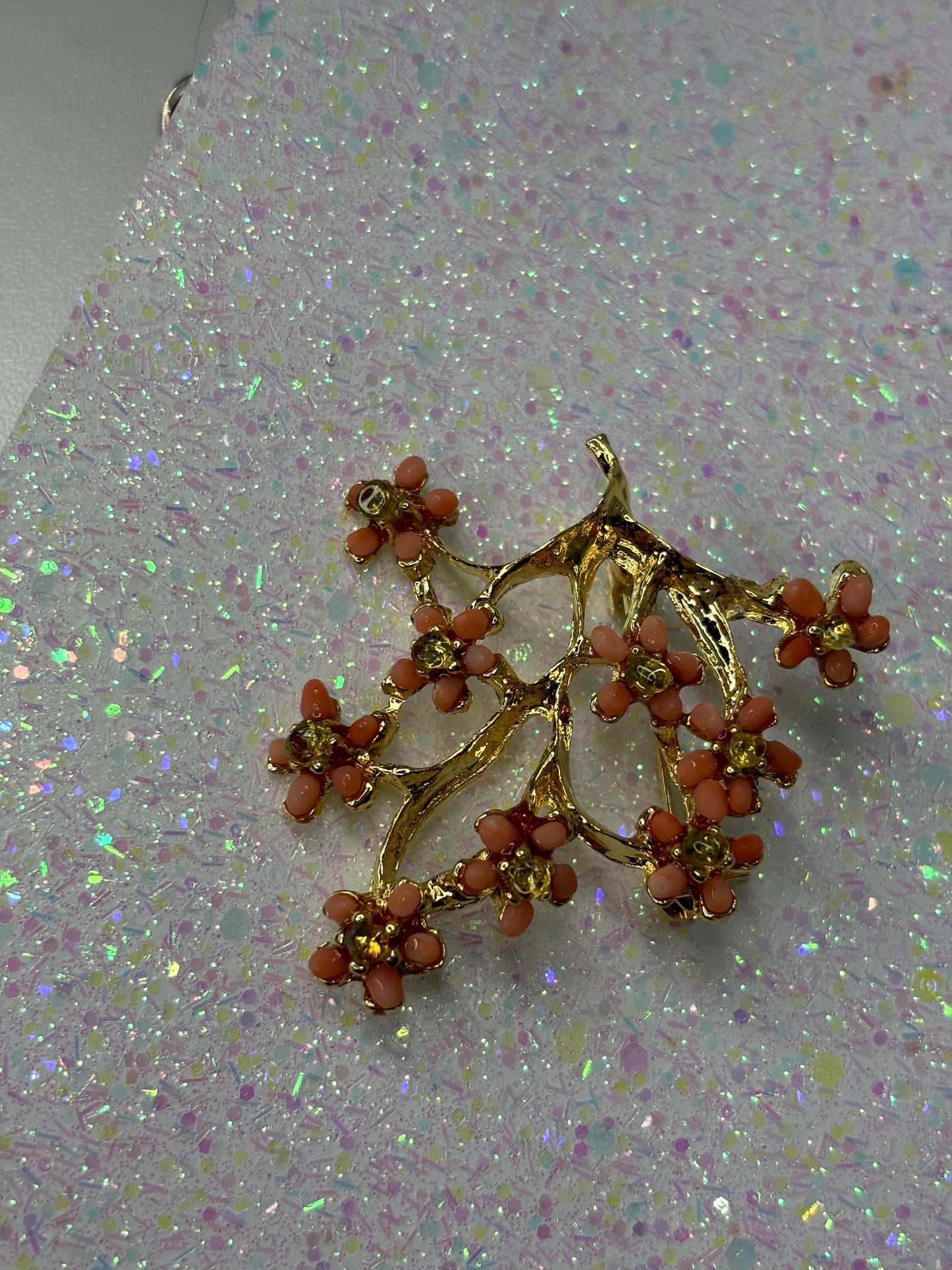 A030 Gold Tone and Peach Flower Brooch Pin