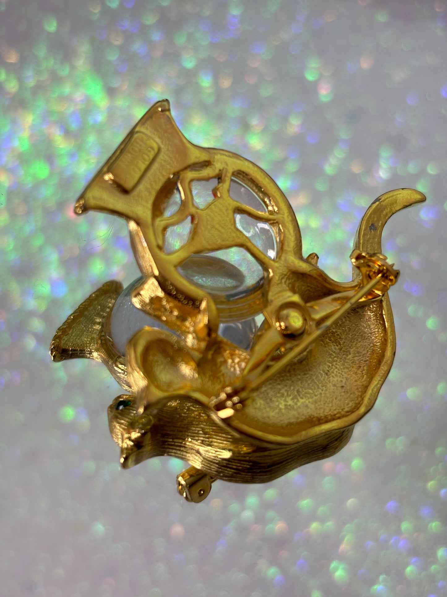 A016 Vintage Signed Gold Crown Cat on Lucite Fish Bowl Brooch Pin