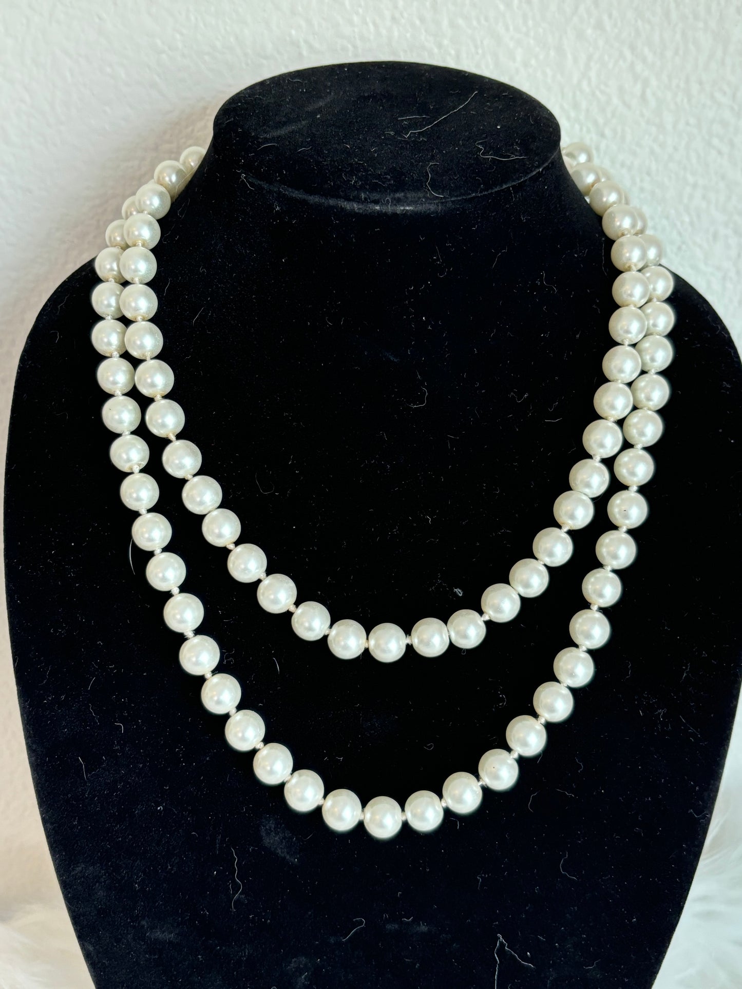 #0174 40” White Faux Pearl Necklace