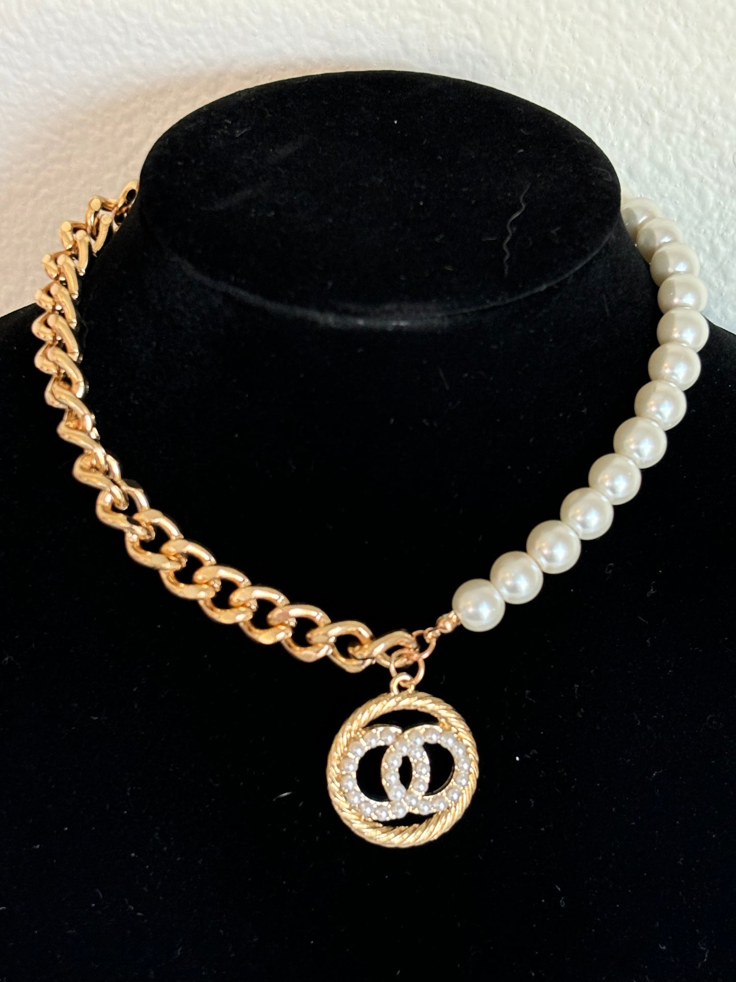 #0012 Gold Toned Chain and Pearl Necklace with Rhinestone Pendant