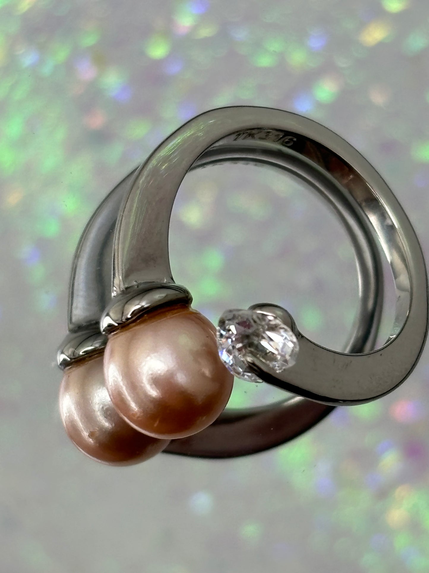 A023 Stainless Steel 0.5ct Topaz and Peach Pearl Ring 5.5