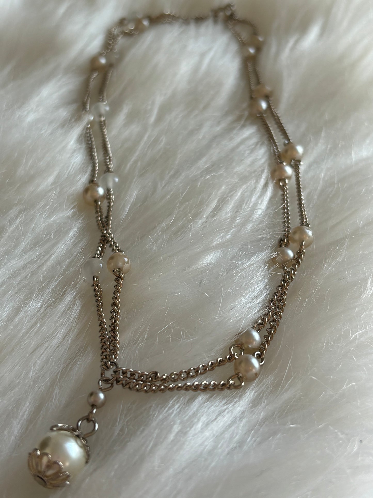 #0088 Dainty Gold Toned Pearl Necklace