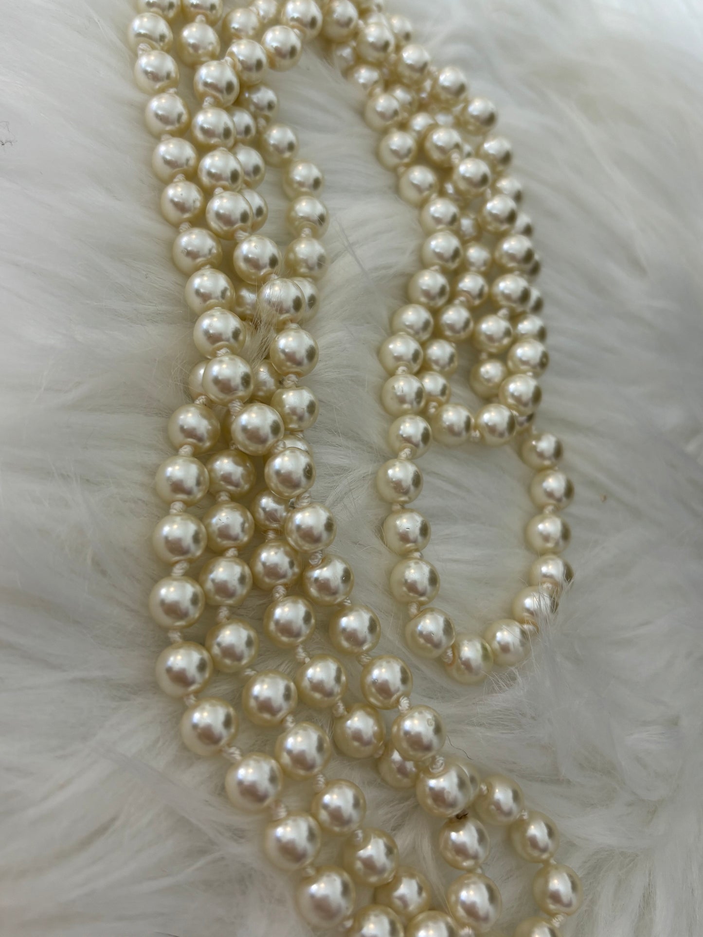 #0050 31” Faux Pearl Necklace Long Continuous