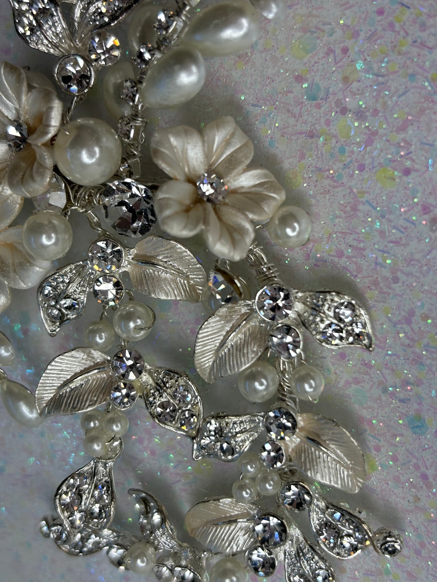 A029 Silver Tone Rhinestone and Pearl Hair Clip