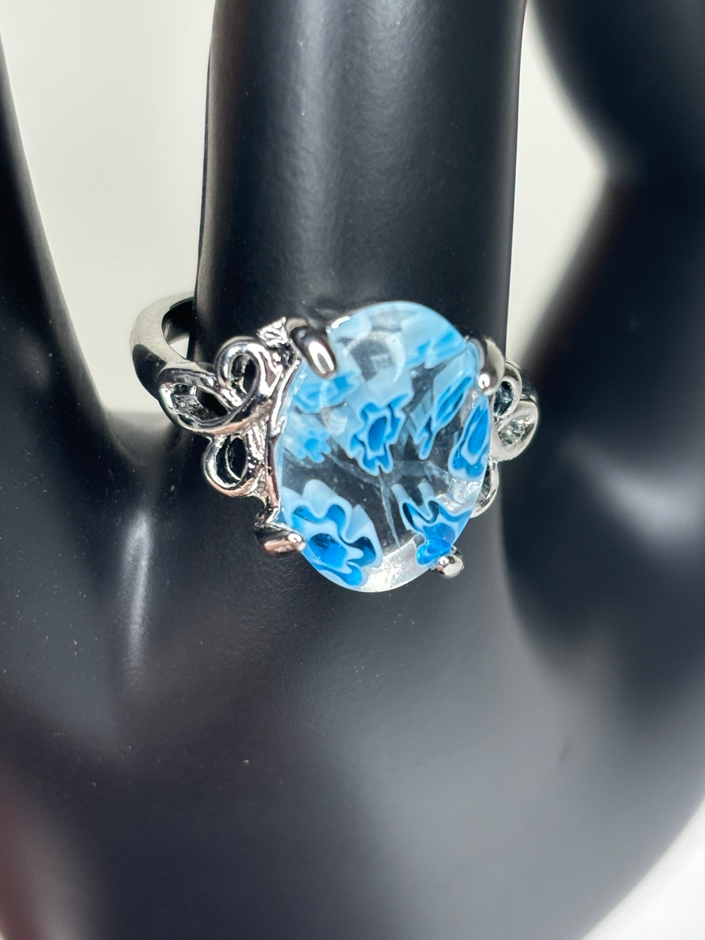 B026 Light Blue Glass Fashion Ring Sz 7.5