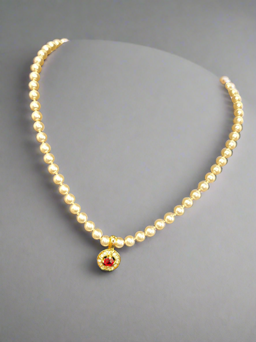 #0116 Vintage Pearl Necklace With Removable Charm