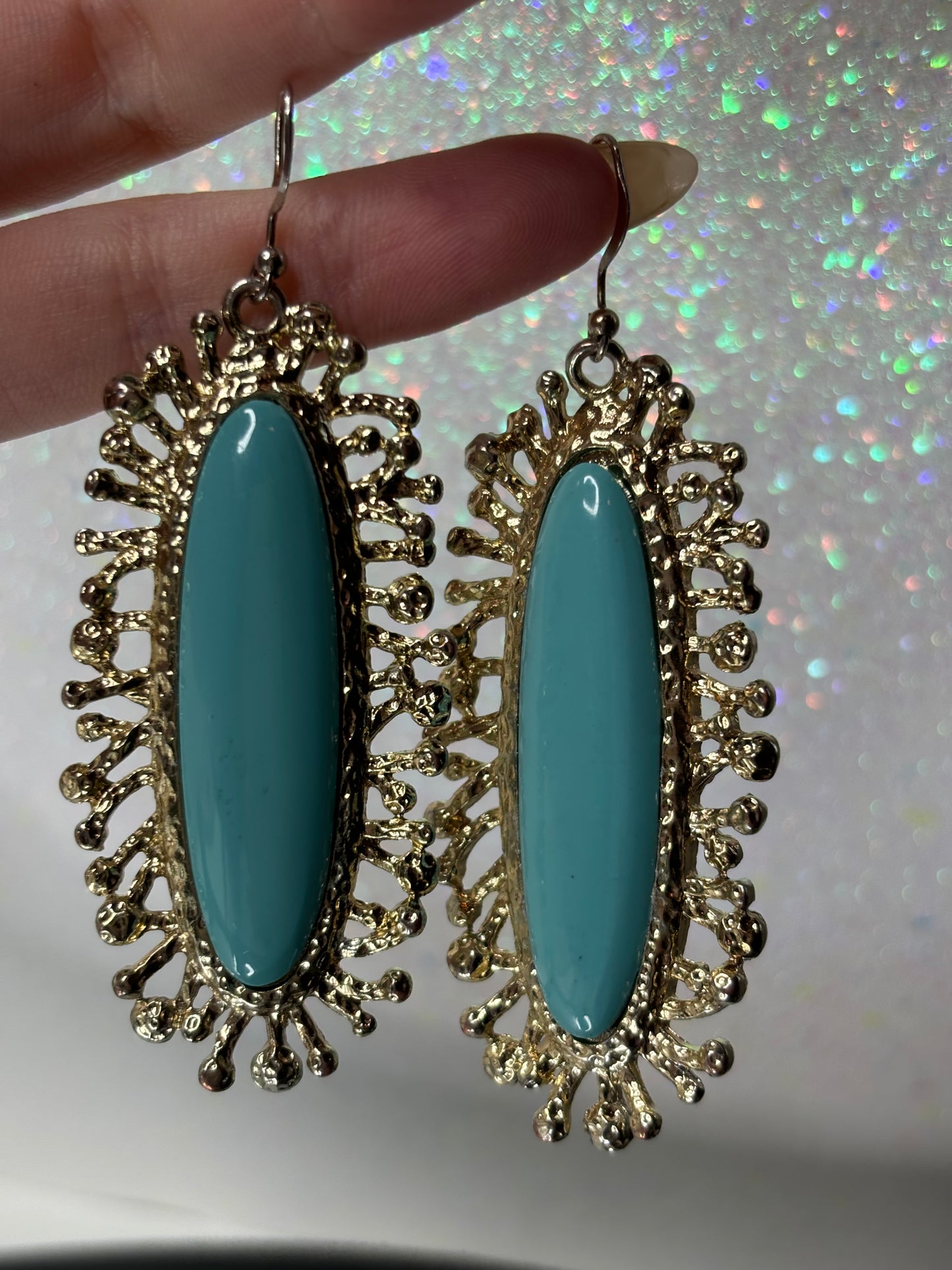 A052 Large Turquoise and Gold Tone Drop Earrings