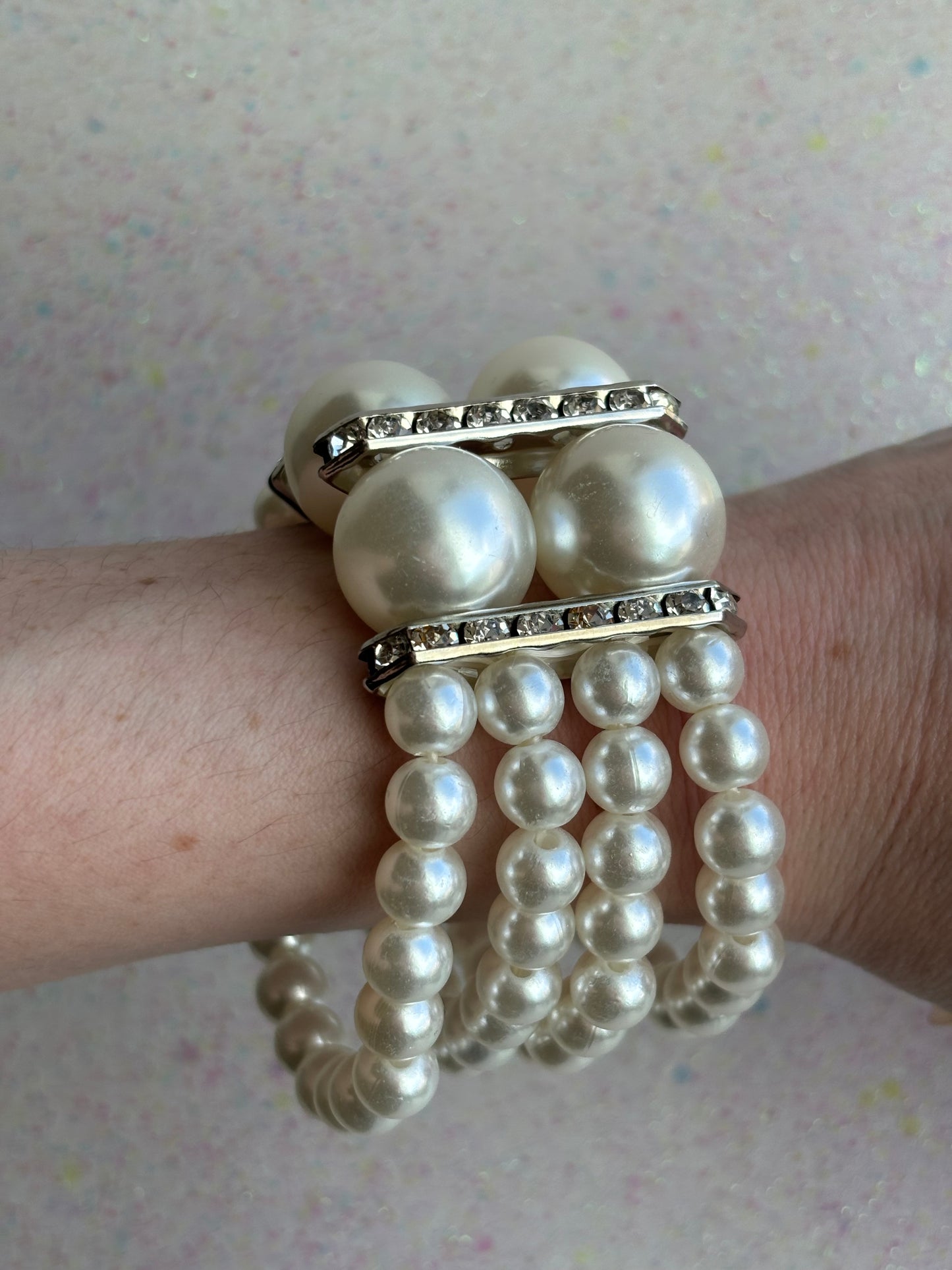 #0059 Large Faux Pearl Bracelet with Rhinestones#