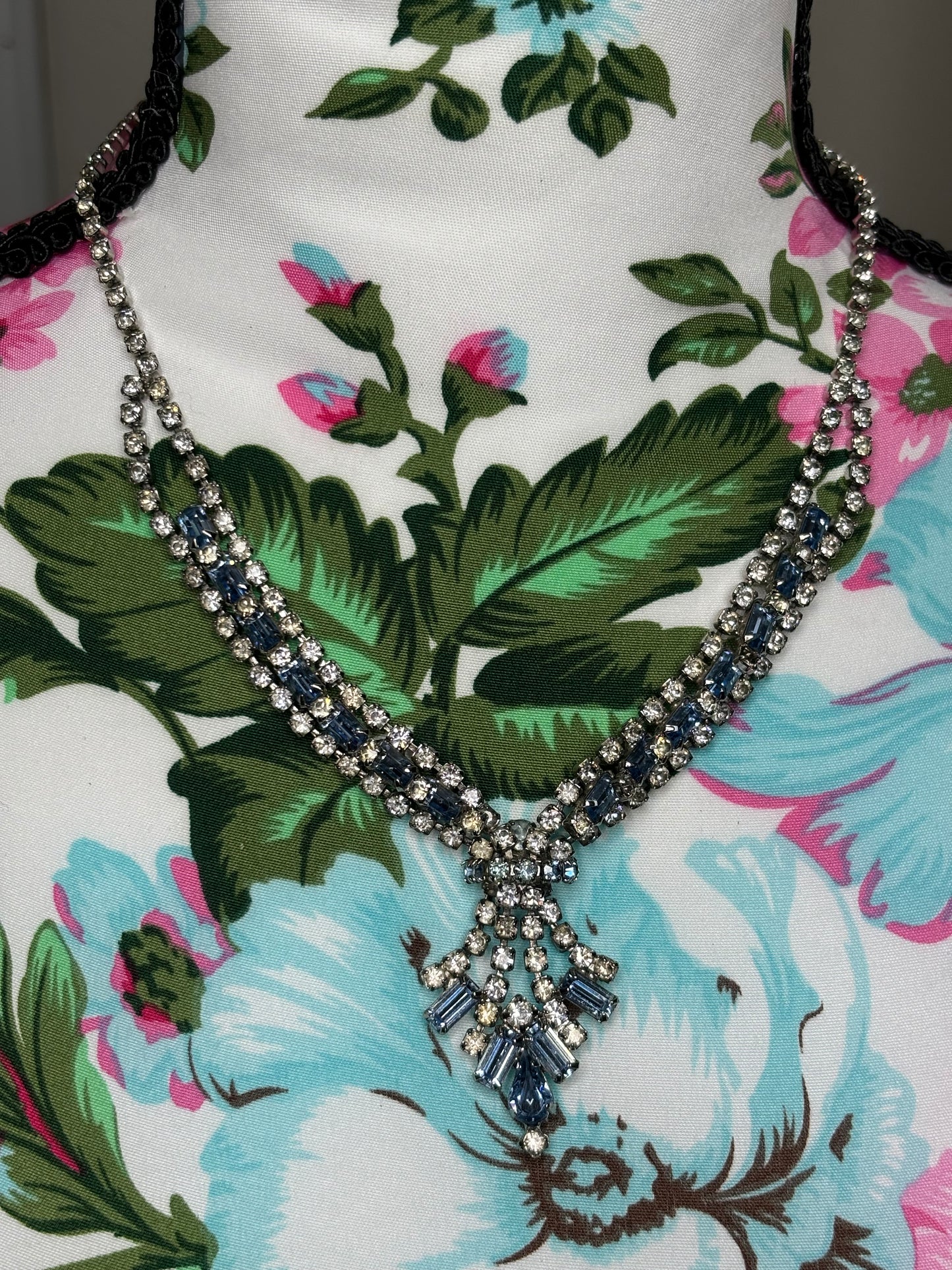 B011 Vintage Blue and Clear Rhinestone Necklace 16”