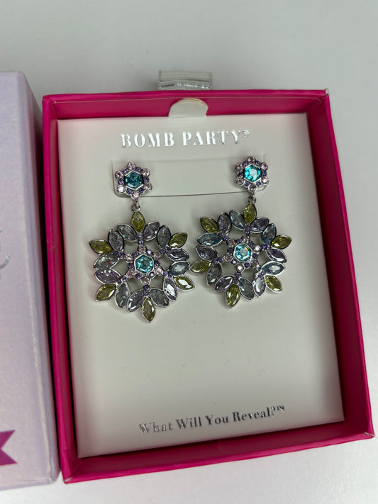 Snowflake Winter Bomb Party Drop Silver Tone Earrings