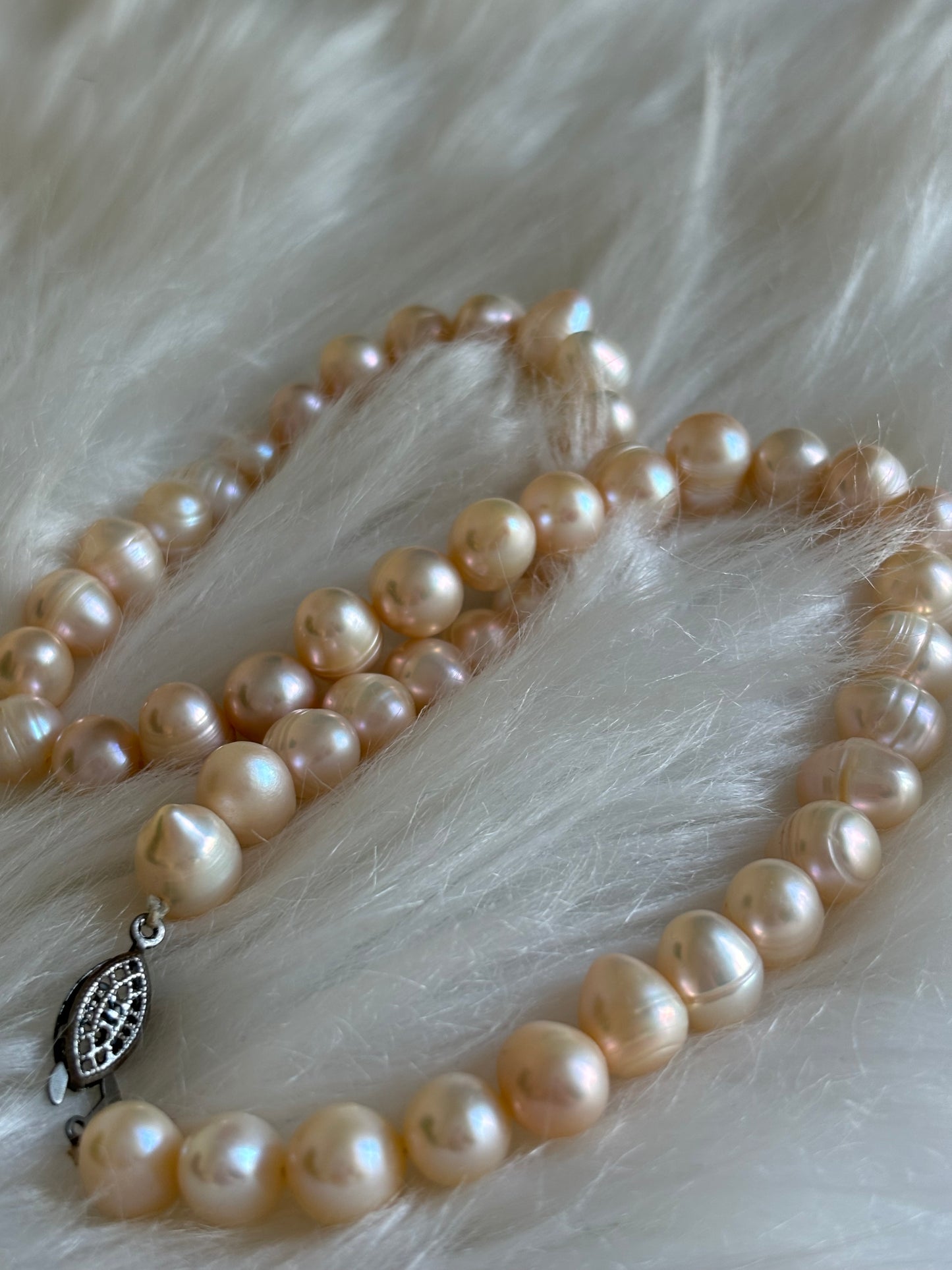 #0107 Vintage Genuine Pearl Necklace