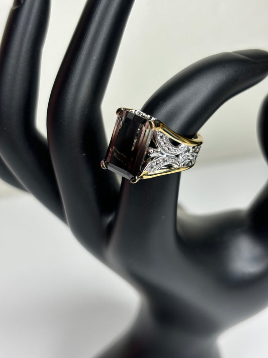 B038 1990s Gold Plated 925 Silver Emerald Cut Ombre Smoky Black Quartz Ring