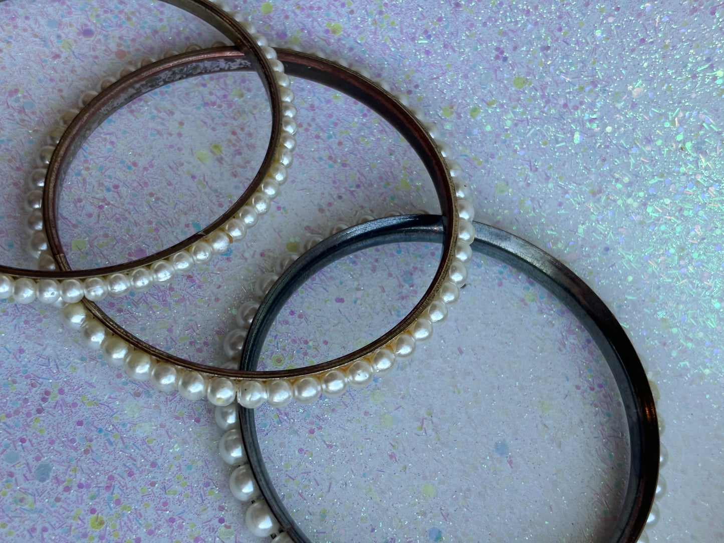 #0061 Pearl Bangles - 3pc